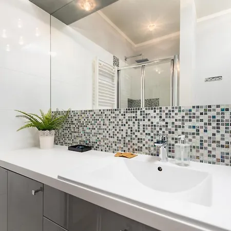 Krochmalna 55 By Homeprime Varşova